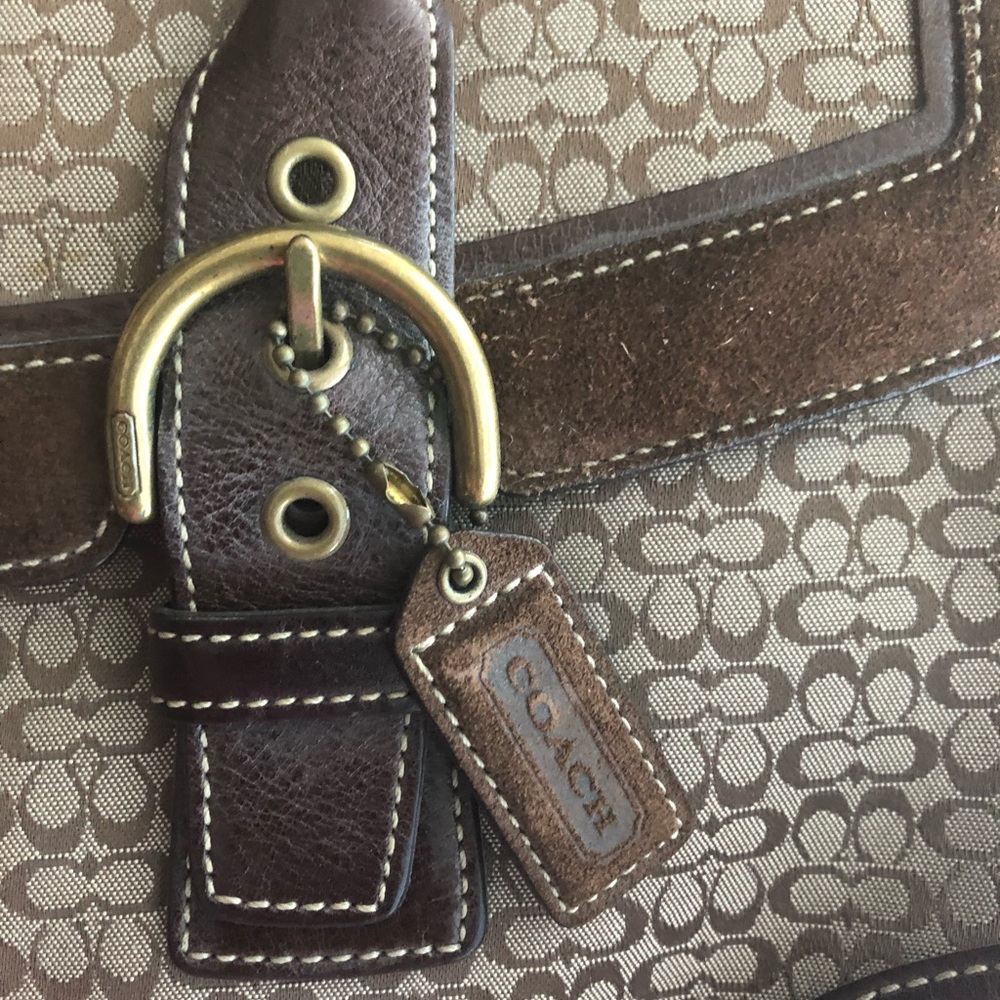 Coach - Picture 4 of 8